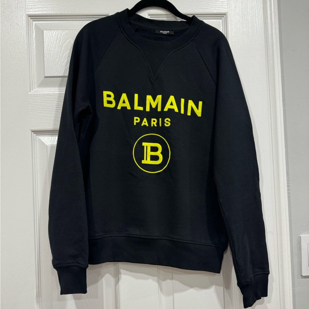 Balmain Long Sleeve Logo Sweatshirt